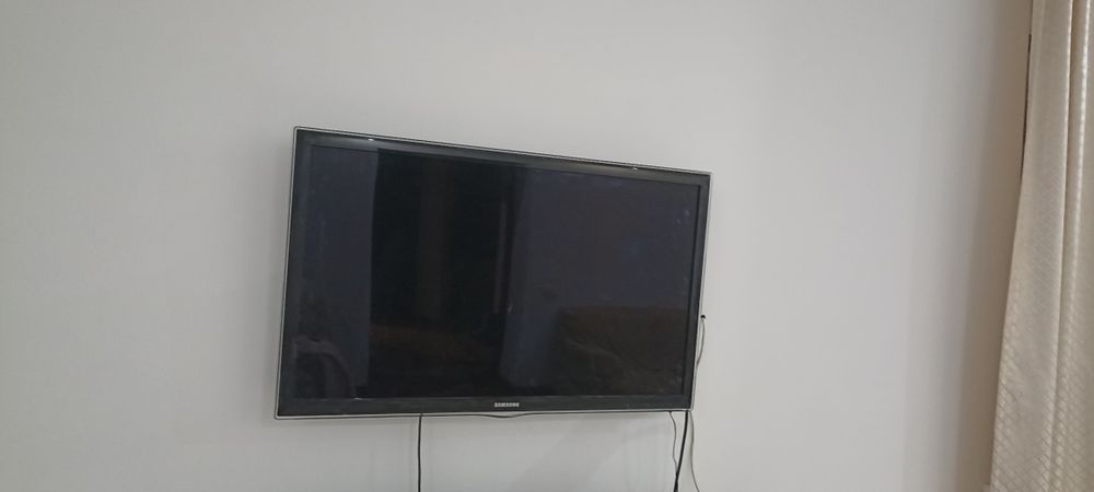 Продам телевизор Самсунг