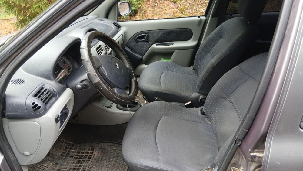 2005 Renault Clio 1.4 Benzina GPL cu Aer Conditionat geamuri electrice