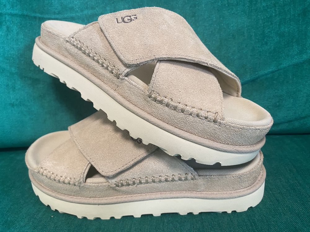 Papuci UGG Goldenstar cross slide marimea 38