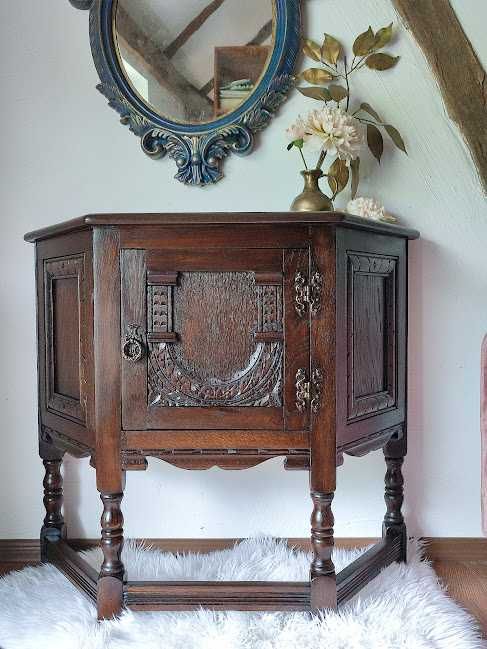 Dulap lateral Old Charm Furniture-Restaurat