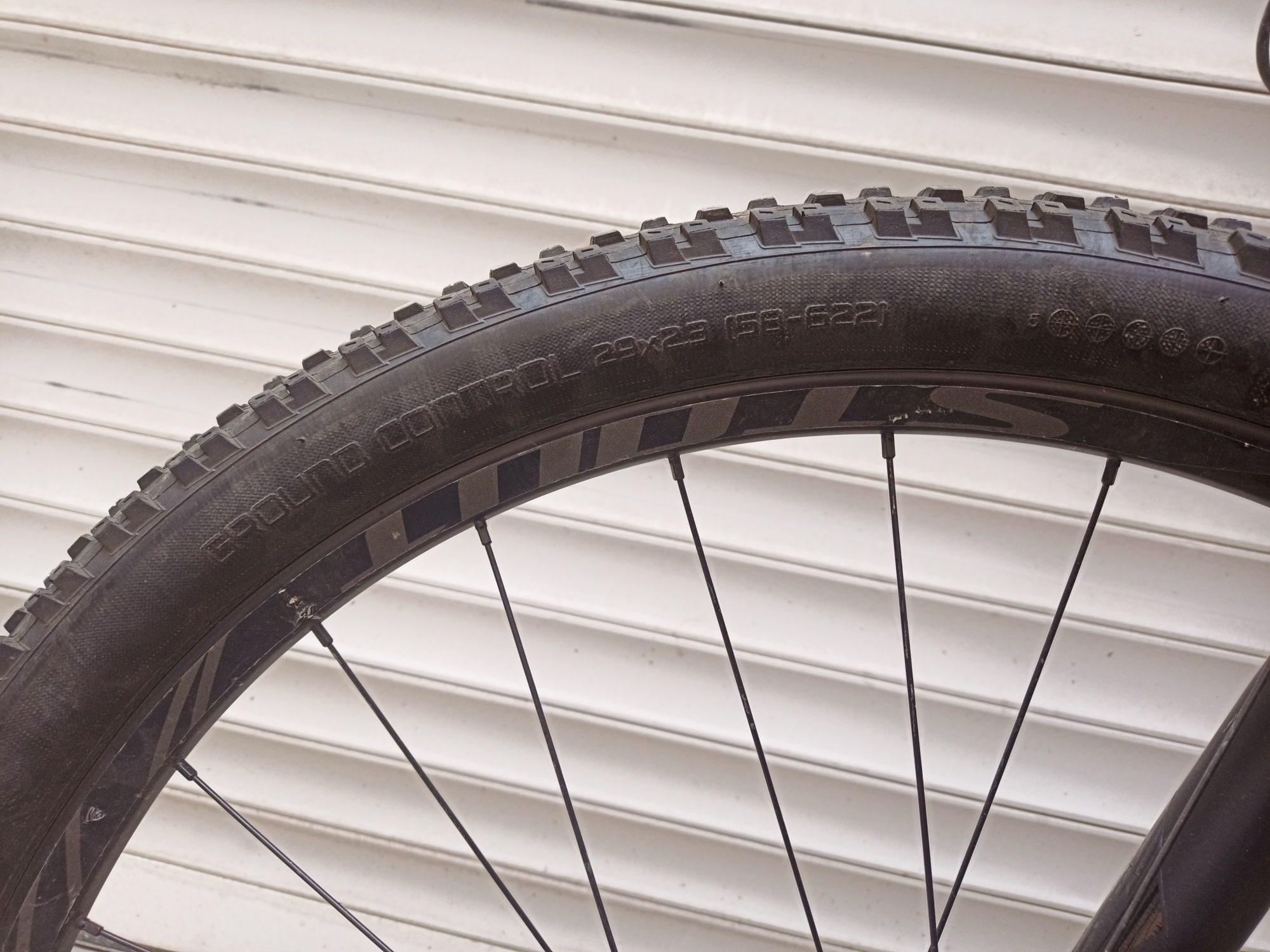 Продавам Specialized levo