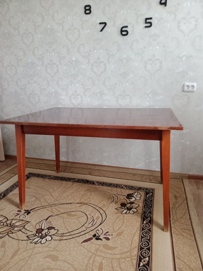 Раздвижной стол,б/у