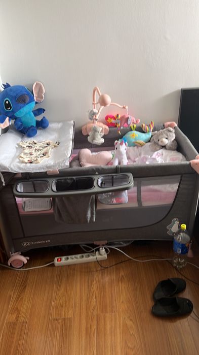 Pătuț pliabil pentru bebeluși cu accesorii