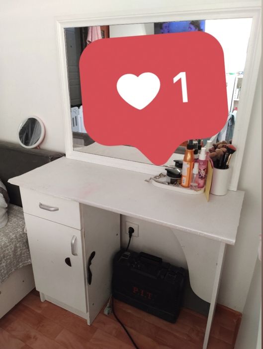 Туалетный столик