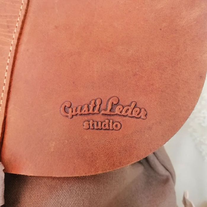 Раница,висококачествена изработка.