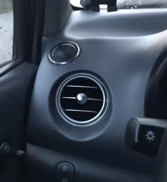 Mercedes benz deflektr