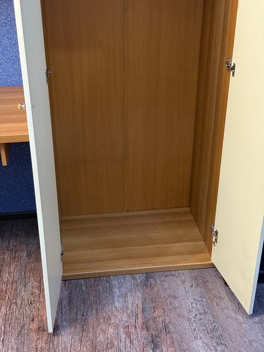 Шкаф, стенка для рабочего пространства. Уже разобран.