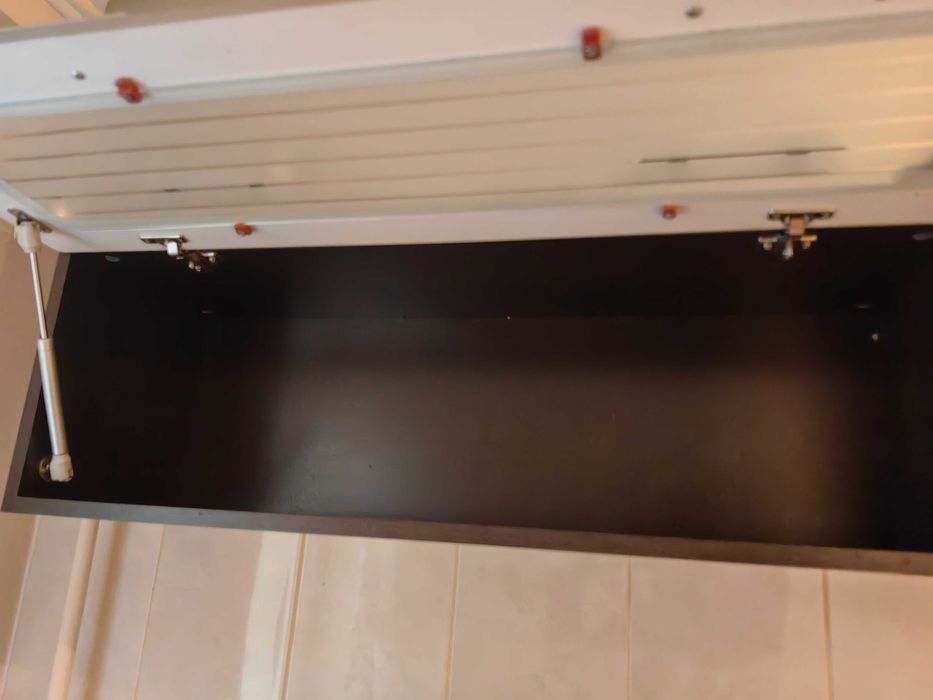 Vand mobila de bucatarie 2.70 m