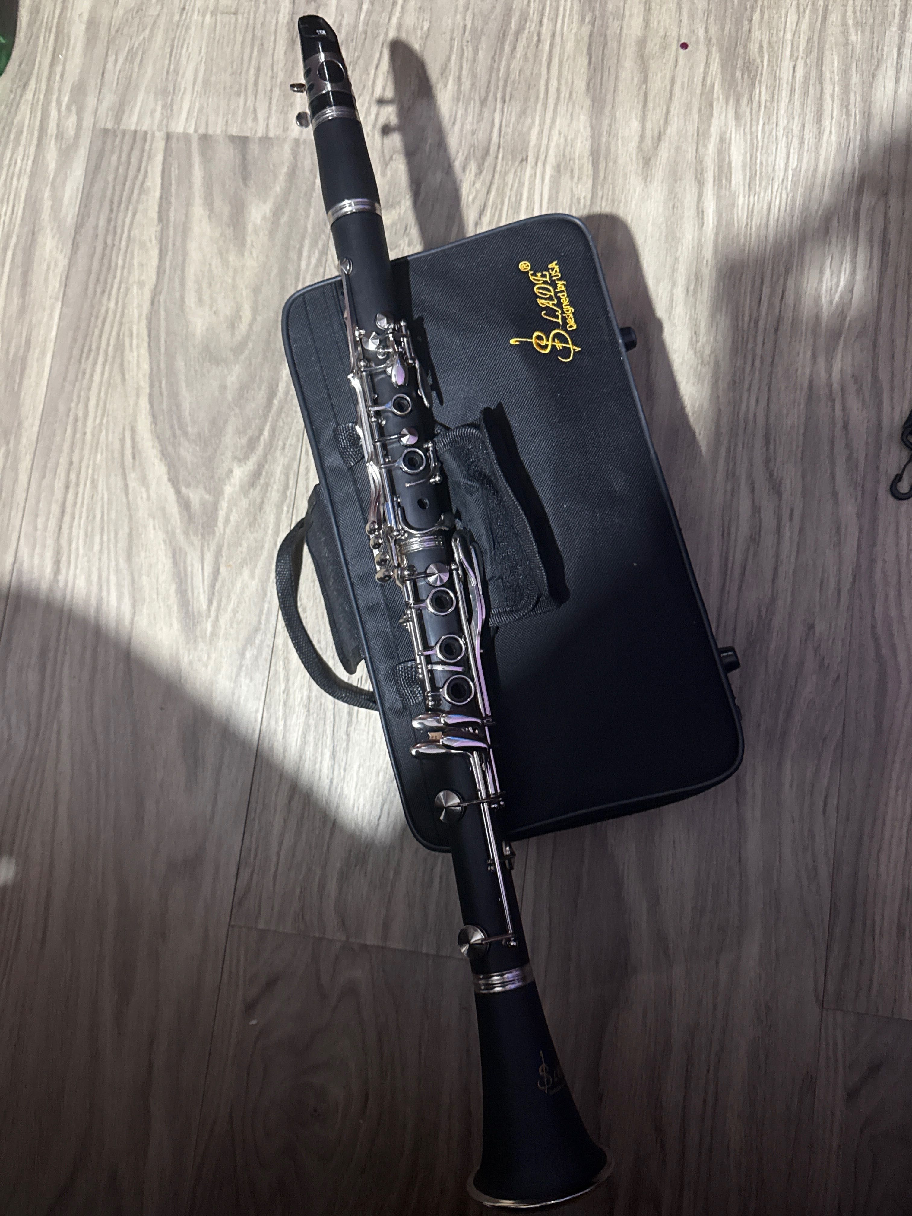 vând clarinet slade