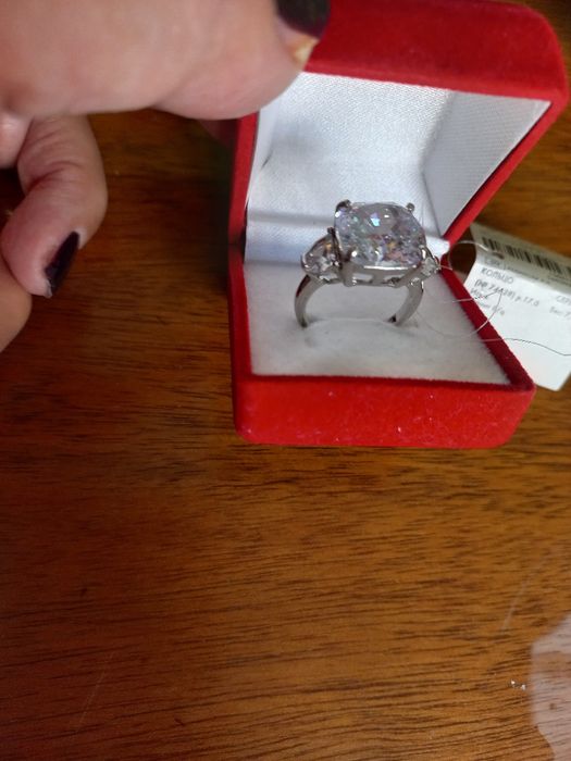 Новое с биркой,привозное кольцо,серебро