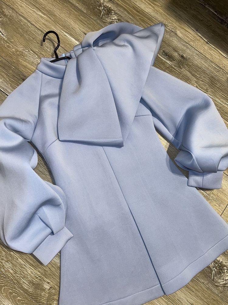 Rochie eleganta cu funda pe umar