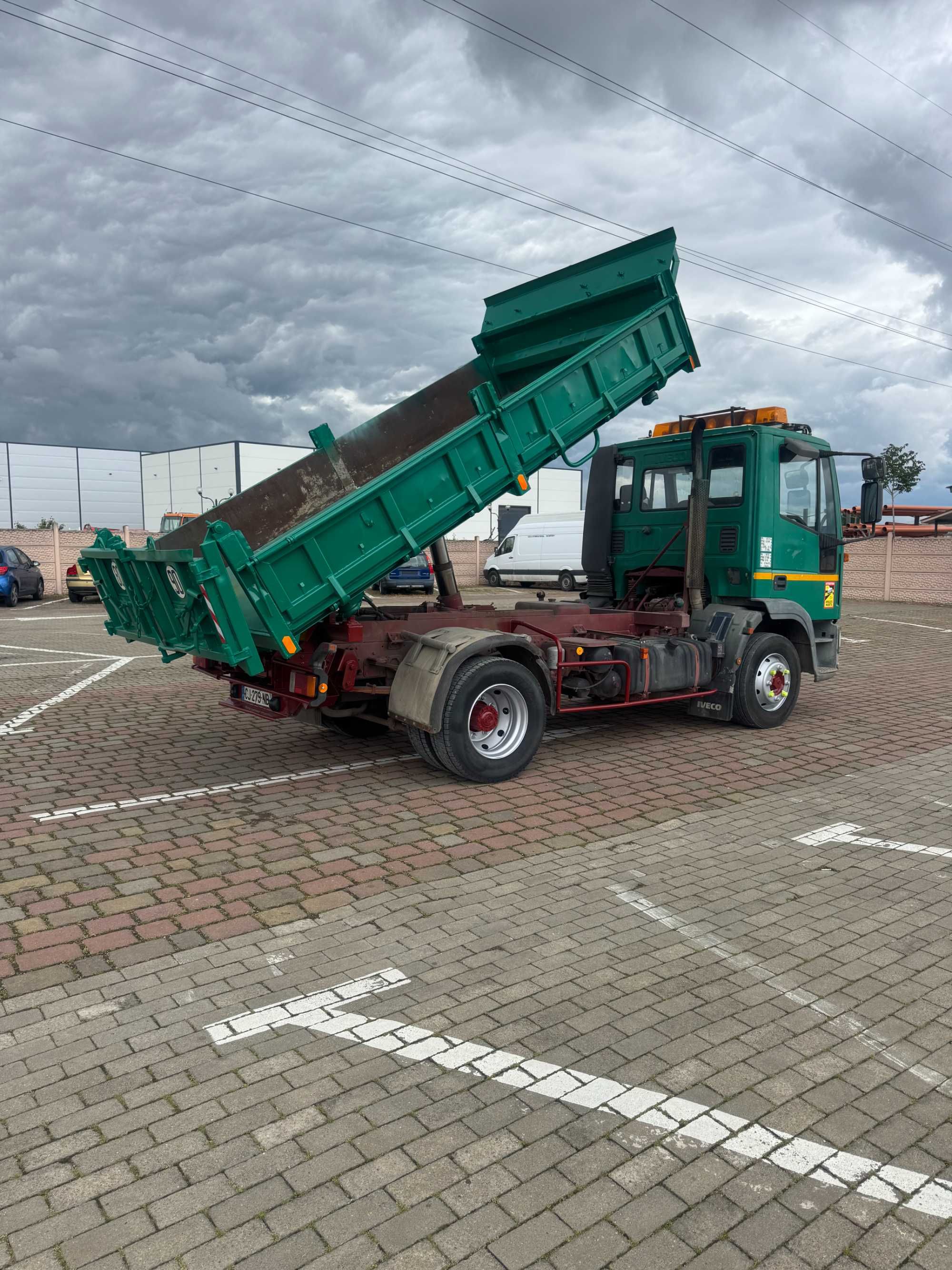 Basculanta Iveco Eurocargo 12 T