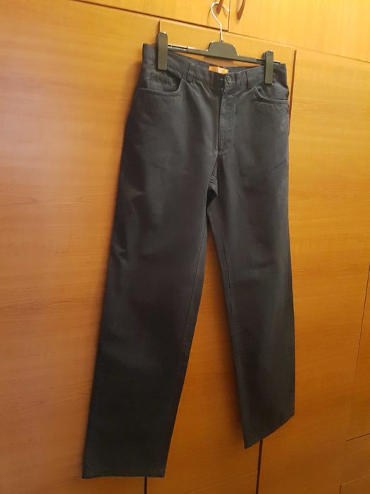 pantaloni bărbătești mărimea 40-42