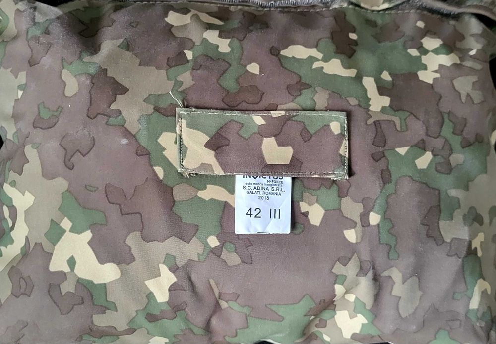 Costum intemperii mărimea 42-III si 46-III