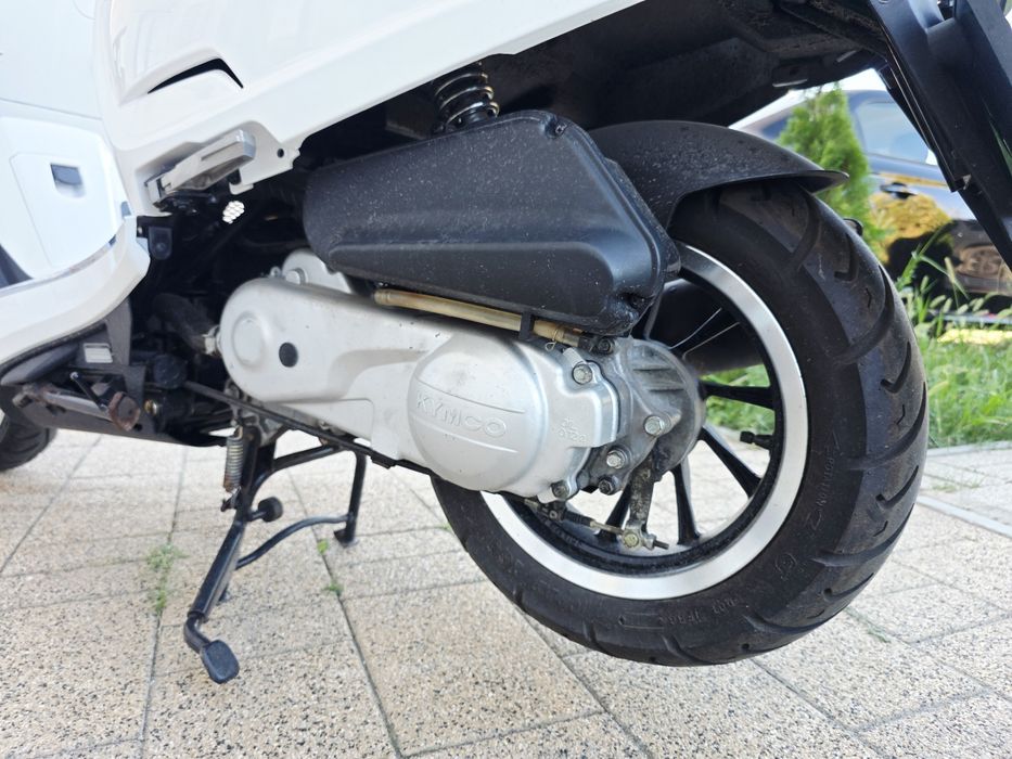 Scutet Kymko New Like 50 2019 Doar 3700km