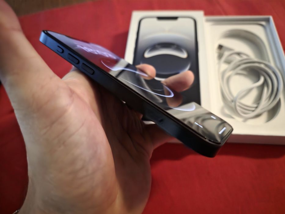 -Iphone 16E, Nou, 128Gb, 8Ram, 0 cicluri incarcare, nefolosit, Blank T