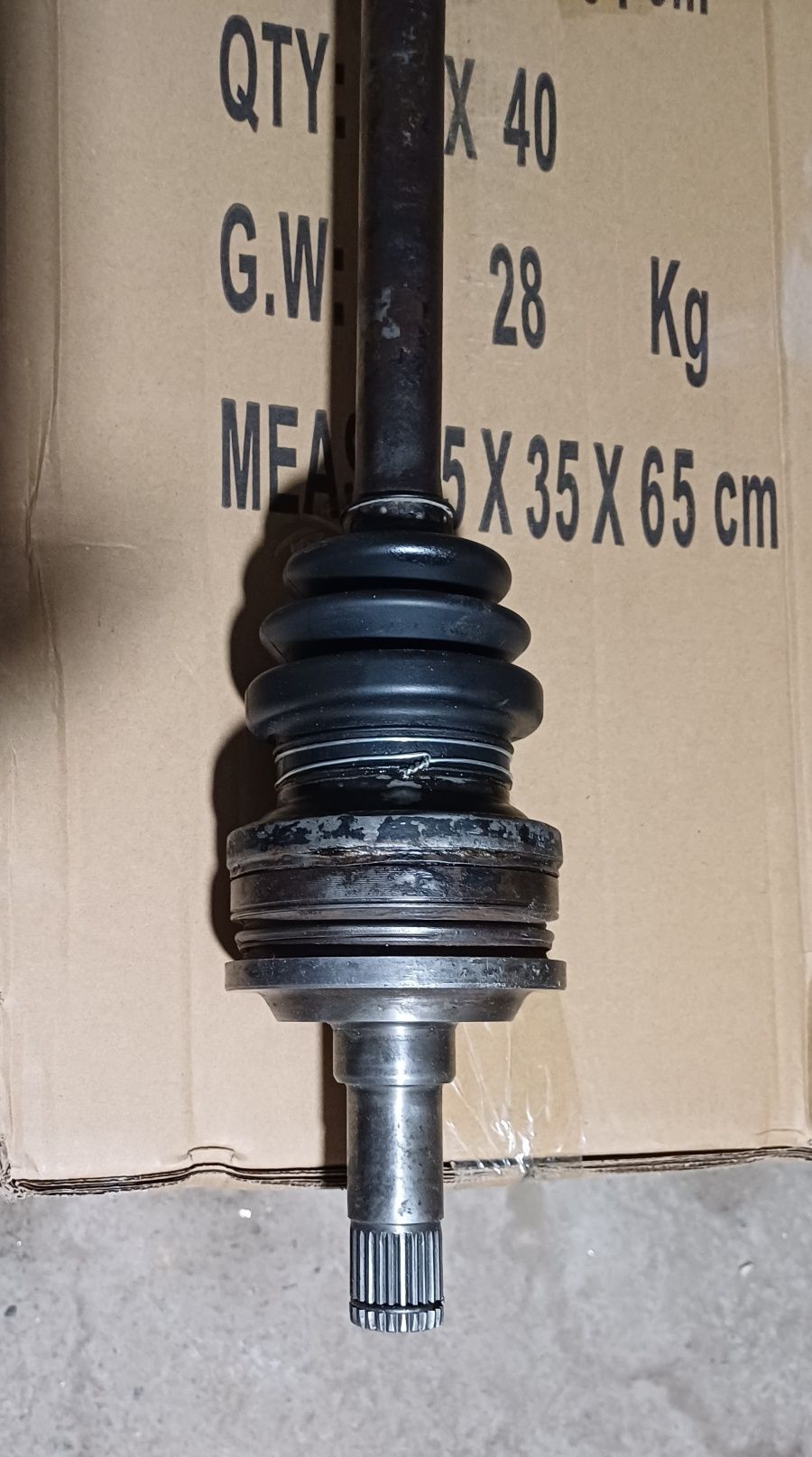 Granata poluos Opel Omega A 1987 yil sotiladi