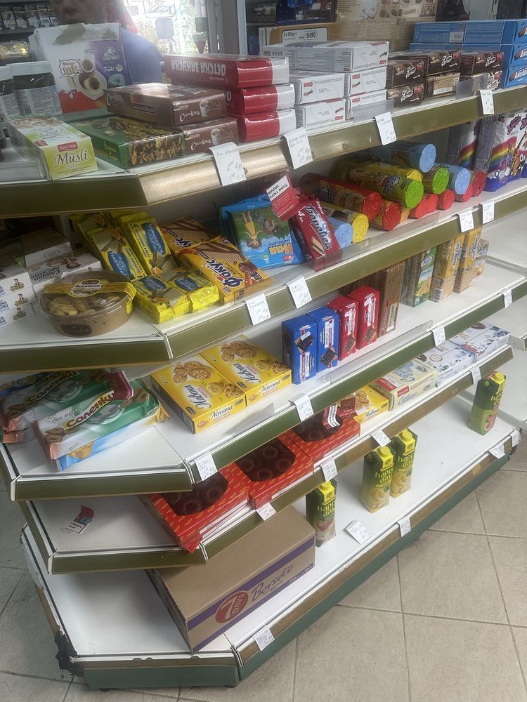Продавам оборудване за магазин хранителни стоки