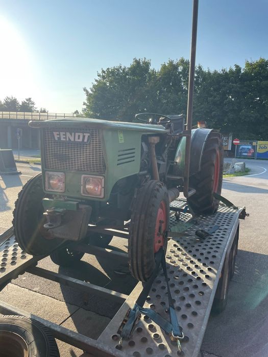 Tractor fendt viticol