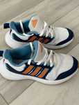 Vând Adidași Adidas baieti