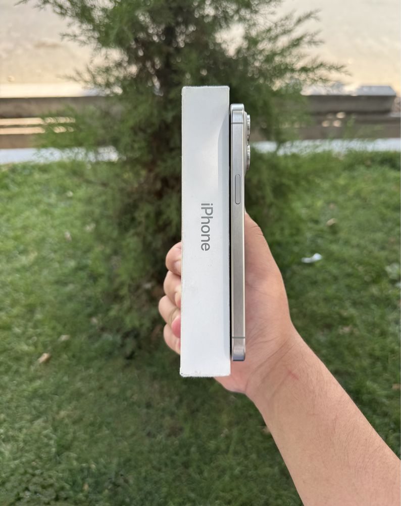 Iphone 15 Pro max 256gb 91 Xolat yaxsh hama joy ishlidi oqip tel qlila