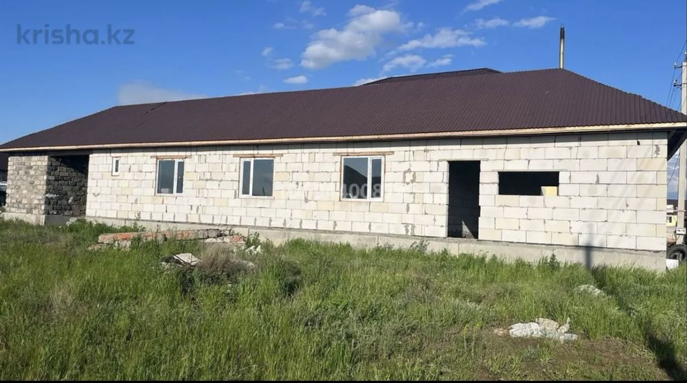 Продам недостроенный часный дом