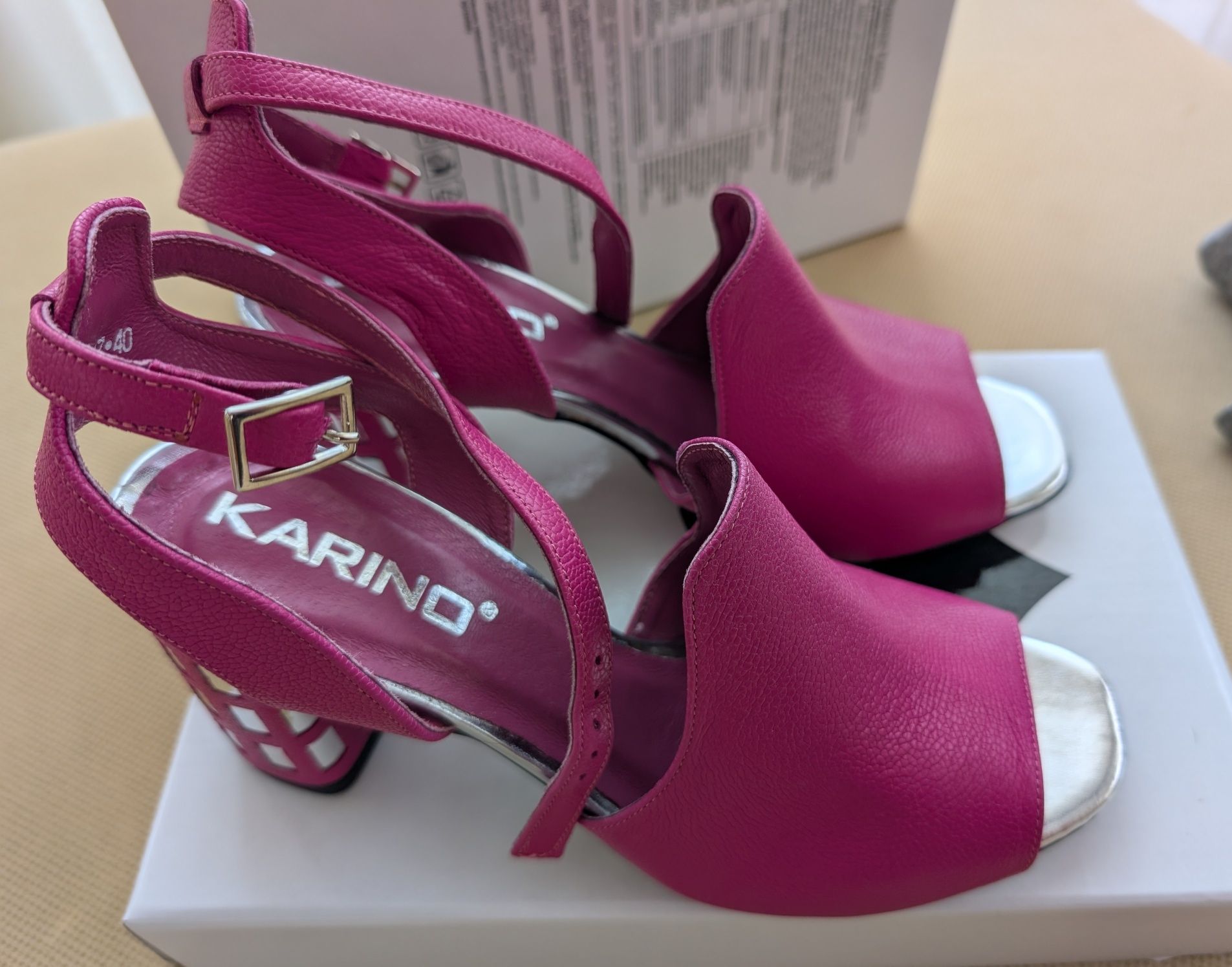 Сандали Karino & чанта Guess