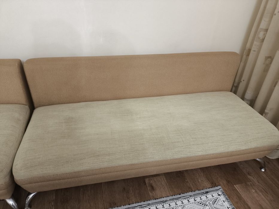 Диван. Состоит из 3 частей. Бесплатно
