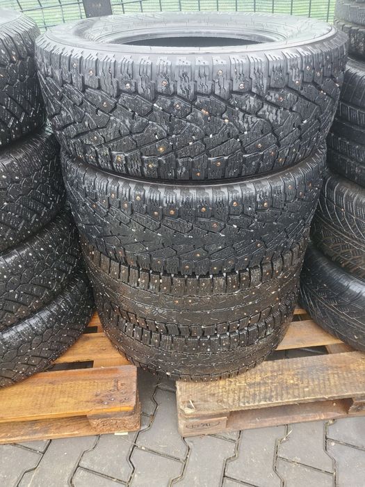 Anvelope cauciucuri de iarna 235/65/16C M+S