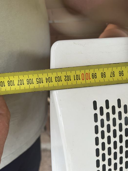 Продавам 2 радиатора голем и малък