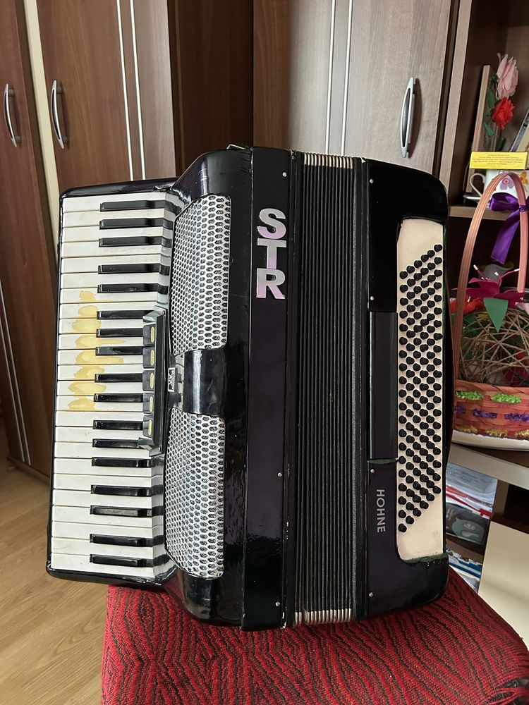 Acordeon Hohner 120 basi