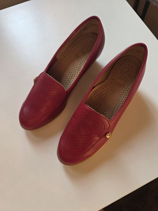 Женские туфли в хорошем состоянии