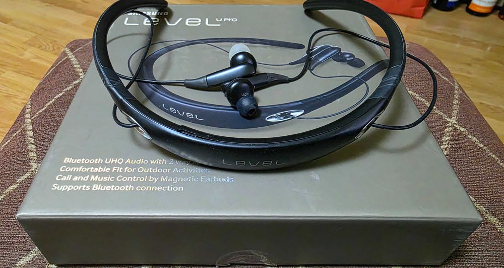 Casti bluetooth Samsung Level U Pro EQ-BN920