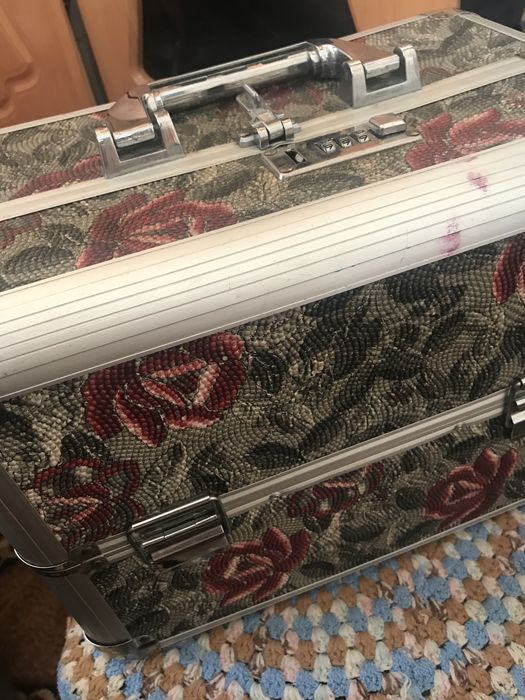 Для маникюра.