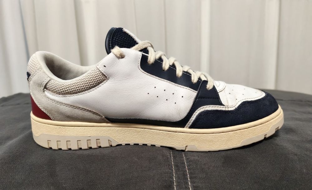 Adidasi tenisi Tommy Hilfiger , narimea 44