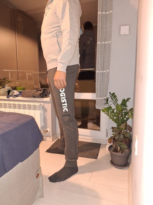 Комплект анцунг и суитшърт- нови