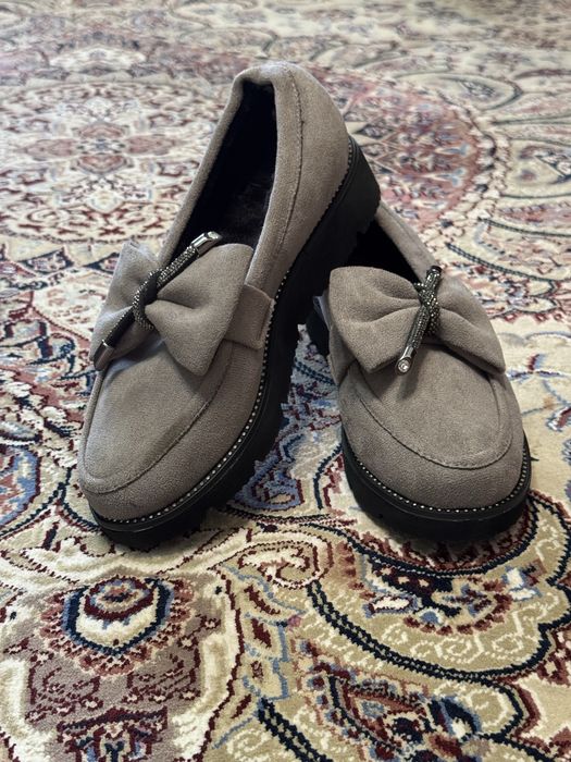 Женские туфли и макасима
