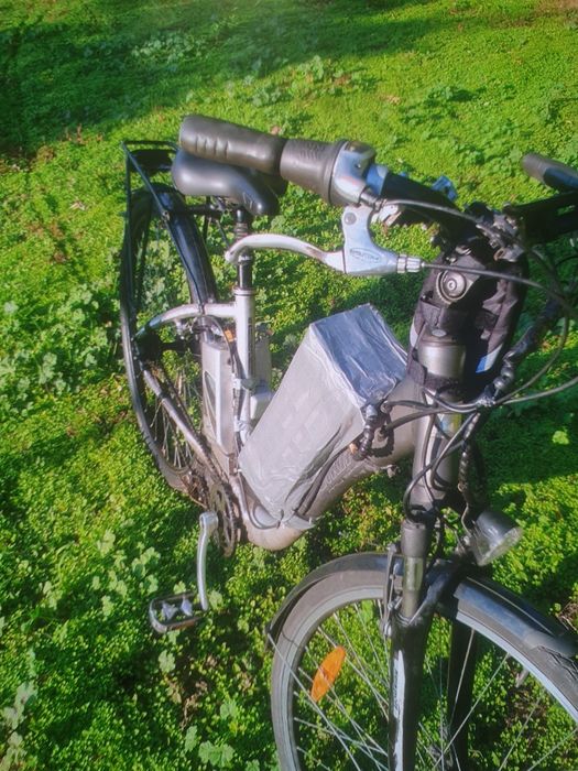 Bicicleta electrica kallkof cy accelerație roti pe 28