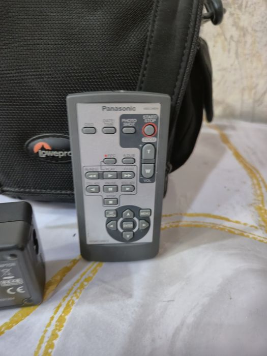 Продается Видеокамера PANASONIC leica dicomar