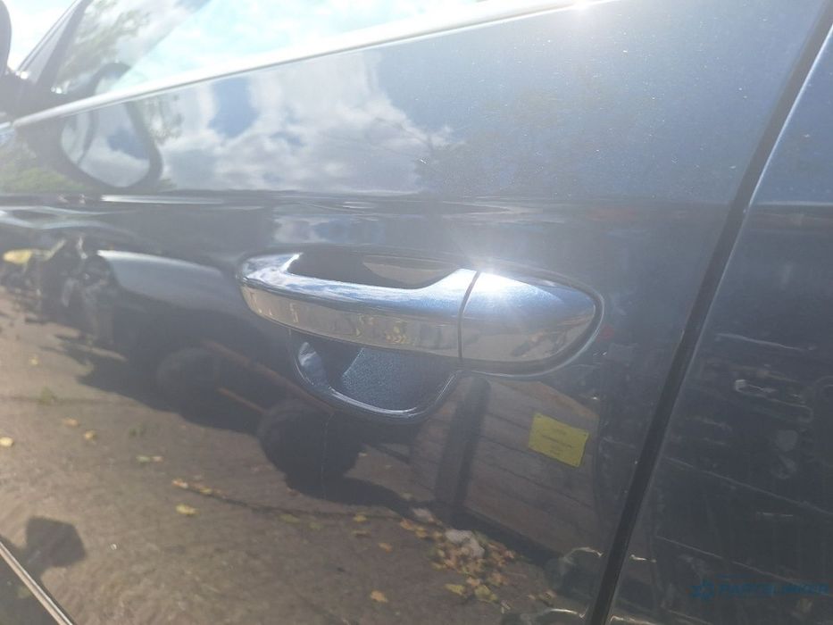 Maner exterior portiera fata stanga cu suport VOLKSWAGEN PASSAT B6  2005 - 2011