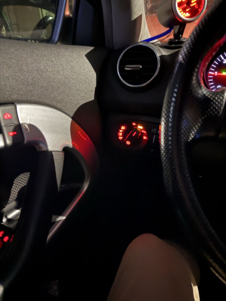 Audi A3 8P 2003година 4999