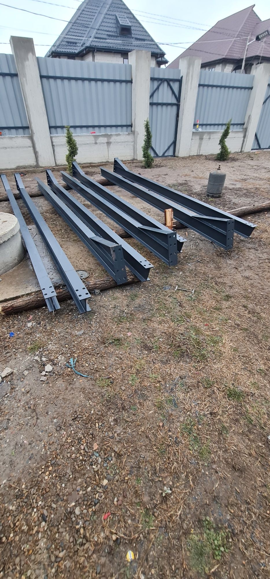 Vand hala 150mp la 4200 de euro cu montaj inclusProfile ipe inp hea