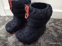Vând ghete crocs C6