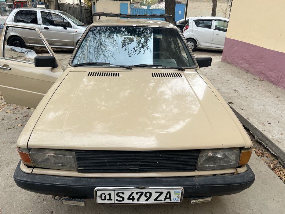 ауди 80 срочно без аренды