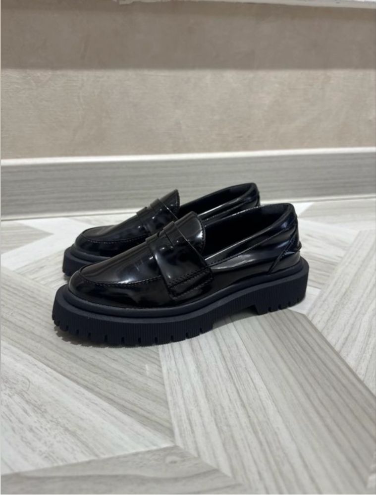 Детские лоферы Zara новые