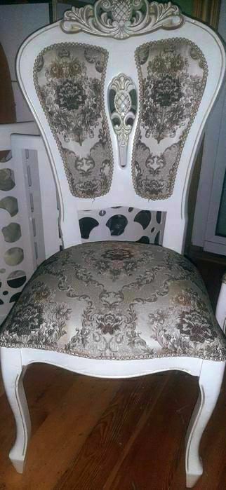 Стол 12 стульев новый,из чистого дерева.продаю в связи переездом.