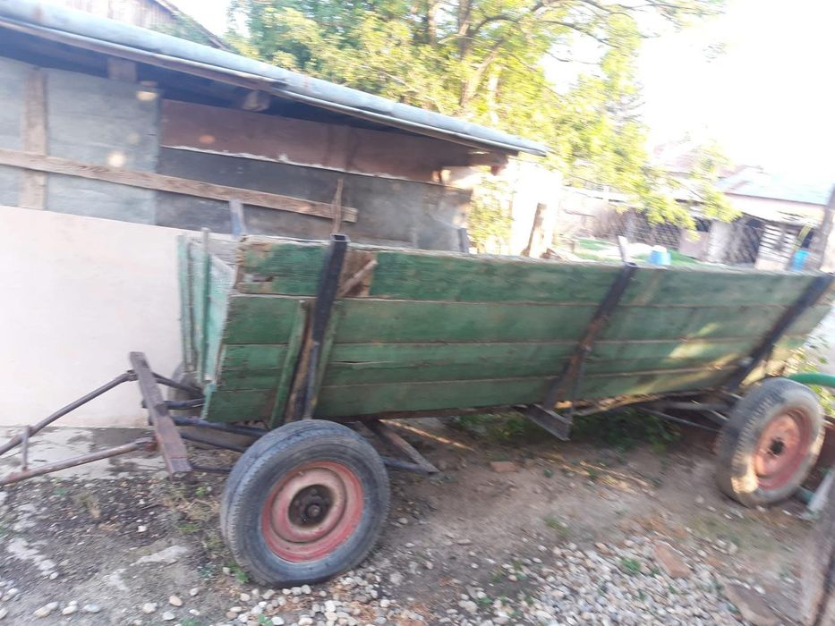 Căruță de vânzare