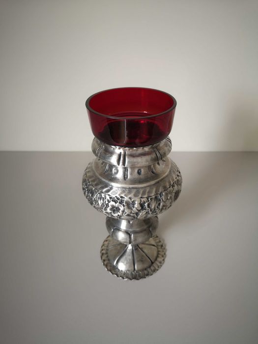 Candela de argint cu picior