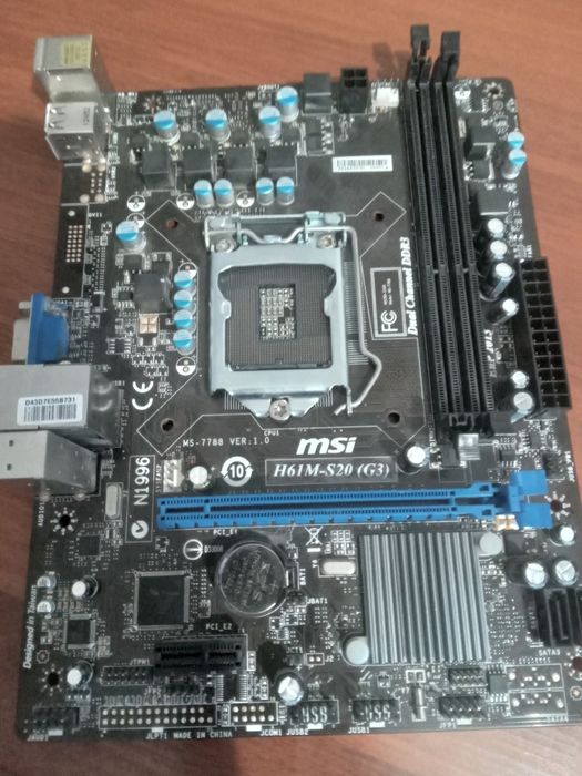 Материнская плата