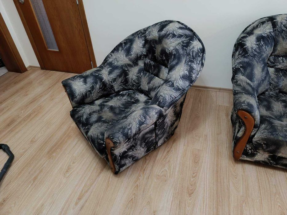 Продавам ретро холова гарнитура